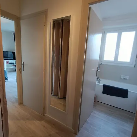 Meuble Centre-ville Avec Parking & Balcon Appartement Aix-les-Bains